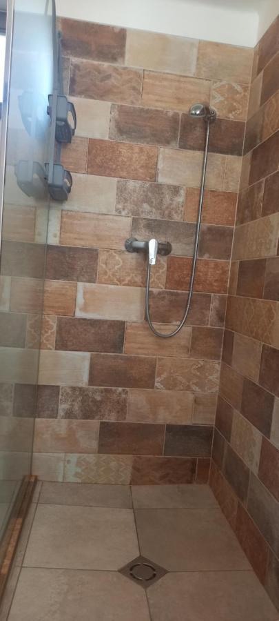 דירות בקשצ'אבה Ket Puli Vendeghaz מראה חיצוני תמונה